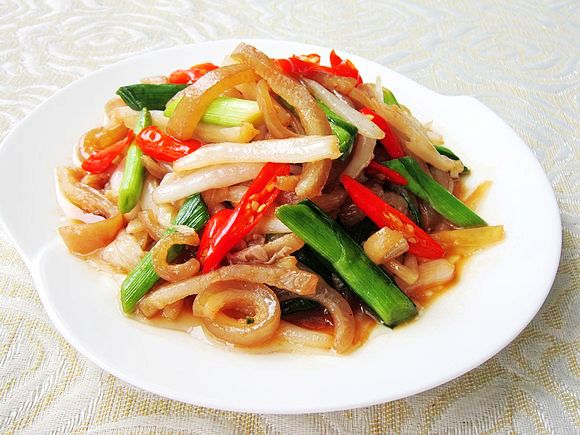 酸菜炒肉皮的做法-酸辣味炒菜譜-易網(wǎng)健康養(yǎng)生網(wǎng) 酸菜炒肉皮的做法-酸辣味炒菜譜