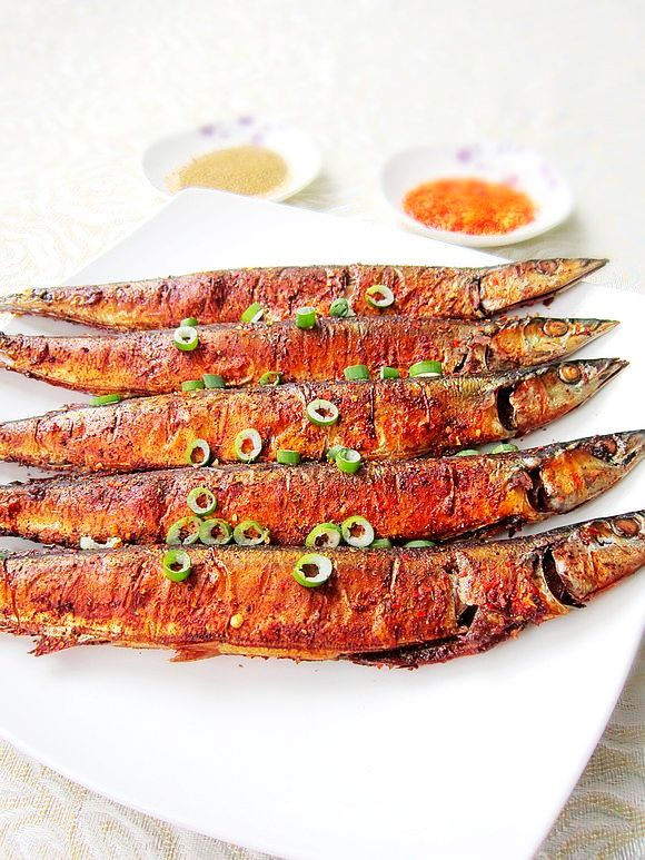孜然烤秋刀魚的做法-家常味烤菜譜-易網健康養生網 孜然烤秋刀魚的做法-家常味烤菜譜