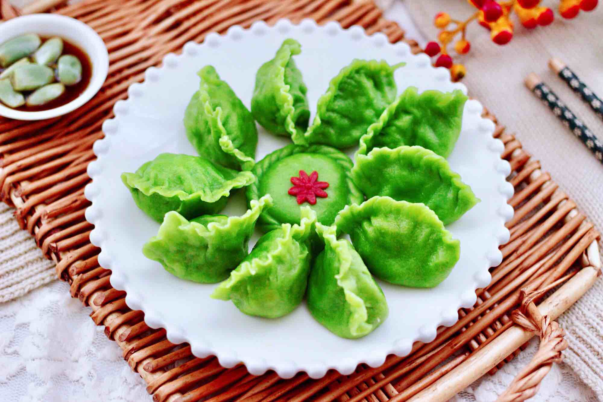 扇貝香干翠玉餃子的做法-咸鮮味煮菜譜-易網健康養生網 扇貝香干翠玉餃子的做法-咸鮮味煮菜譜