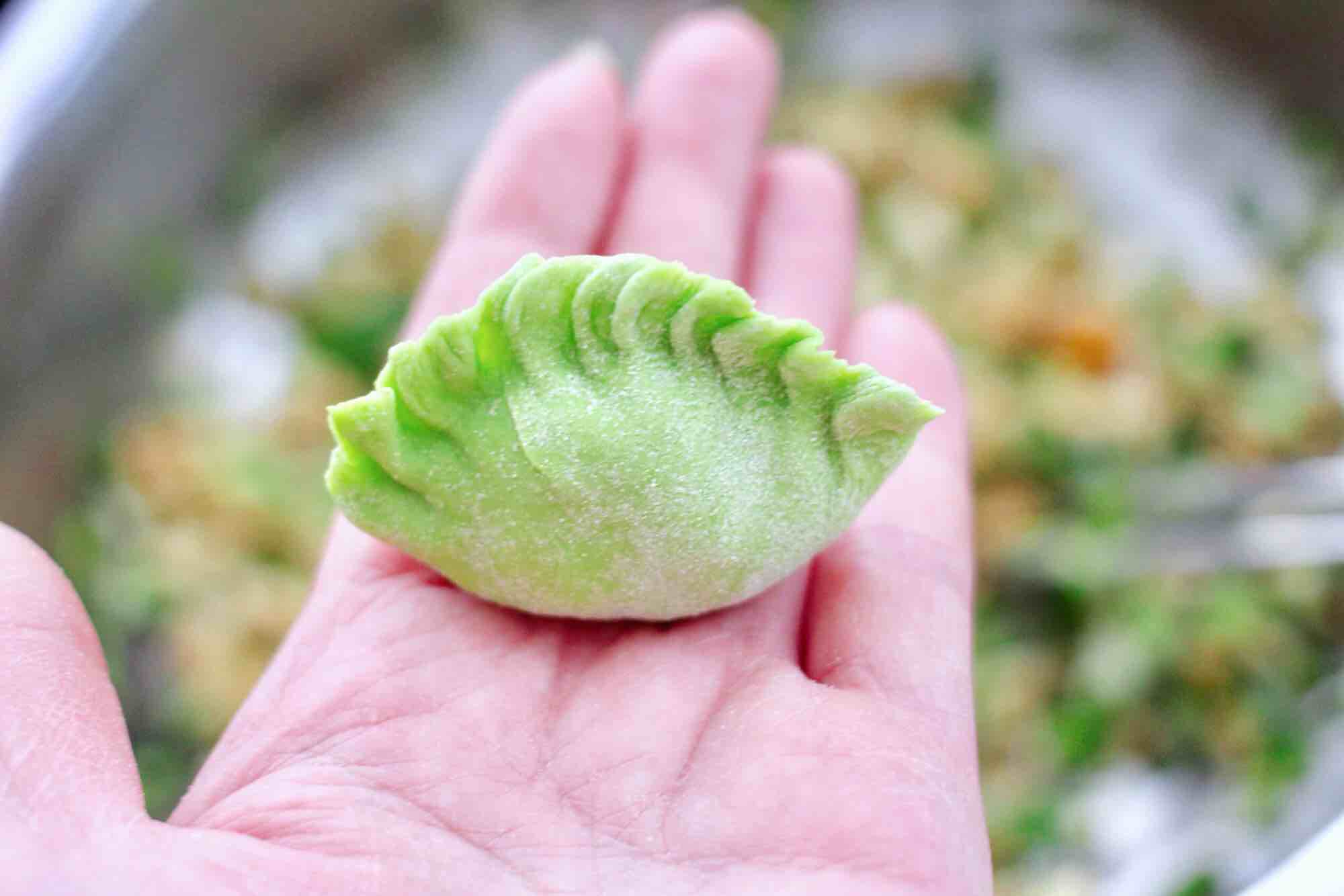扇貝香干翠玉餃子的做法-咸鮮味煮菜譜-易網健康養生網 扇貝香干翠玉餃子的做法-咸鮮味煮菜譜