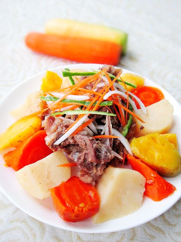 沙吾爾燜肉的做法-家常味燉菜譜-易網(wǎng)健康養(yǎng)生網(wǎng) 沙吾爾燜肉的做法-家常味燉菜譜