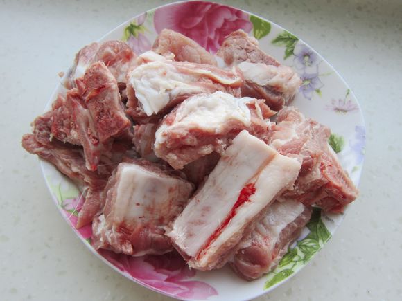 黃豆芽燉排骨的做法-咸鮮味燉菜譜