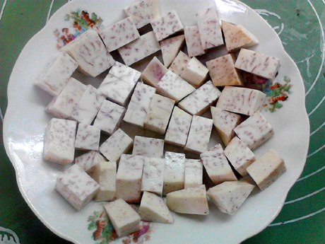 香芋蒸排骨的做法-家常味蒸菜譜-易網(wǎng)健康養(yǎng)生網(wǎng) 香芋蒸排骨的做法-家常味蒸菜譜