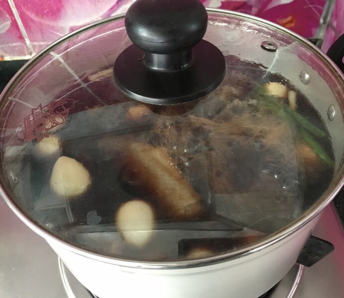 鵪鶉蛋鹵鴨四件的做法-咸鮮味鹵菜譜-易網健康養生網 鵪鶉蛋鹵鴨四件的做法-咸鮮味鹵菜譜
