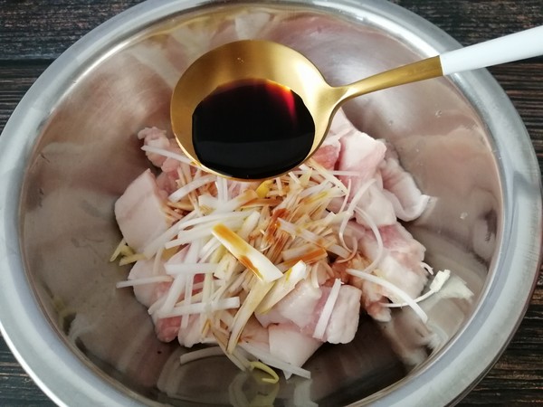 南瓜粉蒸肉的做法-家常味蒸菜譜-易網(wǎng)健康養(yǎng)生網(wǎng) 南瓜粉蒸肉的做法-家常味蒸菜譜