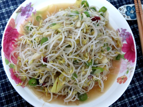 爆炒綠豆芽的做法-家常味炒菜譜-易網(wǎng)健康養(yǎng)生網(wǎng) 爆炒綠豆芽的做法-家常味炒菜譜