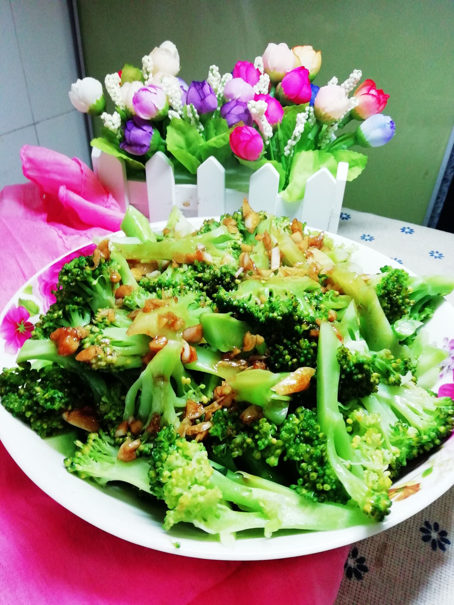澆汁西蘭花的做法-家常味煮菜譜-易網(wǎng)健康養(yǎng)生網(wǎng) 澆汁西蘭花的做法-家常味煮菜譜