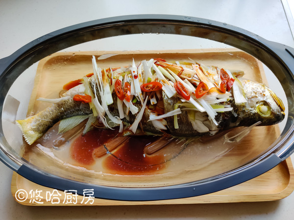 清蒸大黃魚的做法-家常味蒸菜譜-易網(wǎng)健康養(yǎng)生網(wǎng) 清蒸大黃魚的做法-家常味蒸菜譜