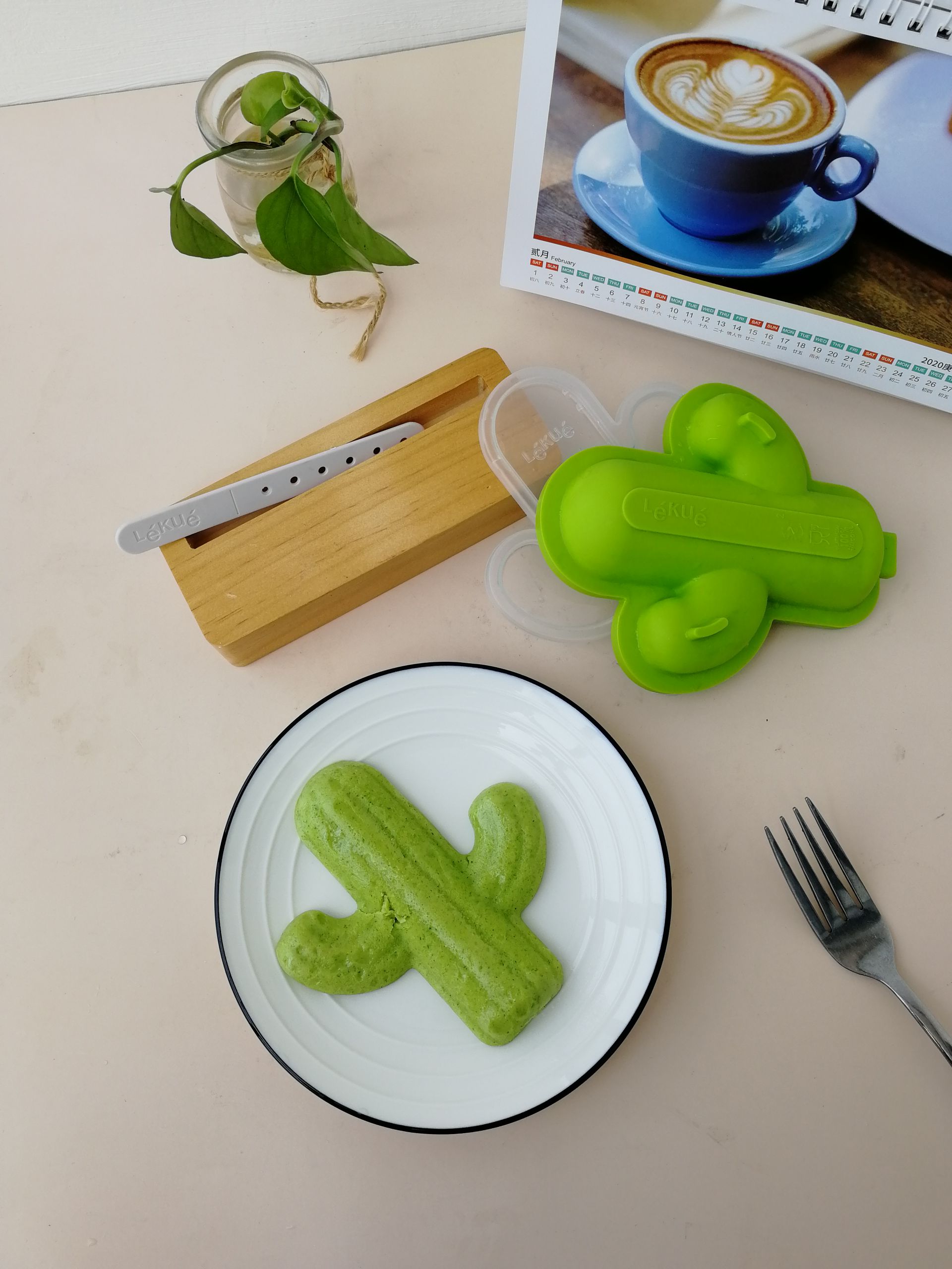 無糖西蘭花蒸糕的做法-其它口味蒸菜譜-易網(wǎng)健康養(yǎng)生網(wǎng) 無糖西蘭花蒸糕的做法-其它口味蒸菜譜