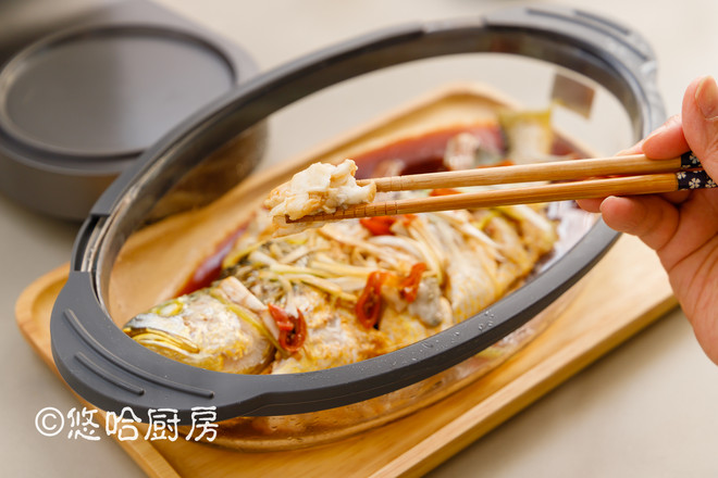 清蒸大黃魚的做法-家常味蒸菜譜-易網(wǎng)健康養(yǎng)生網(wǎng) 清蒸大黃魚的做法-家常味蒸菜譜