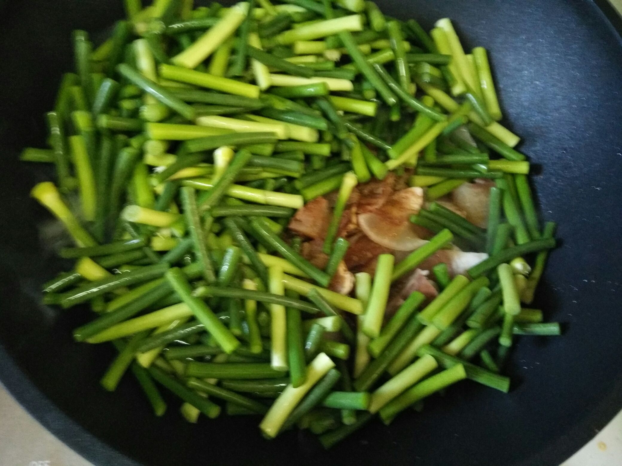 炒蒜苔的做法-家常味炒菜譜