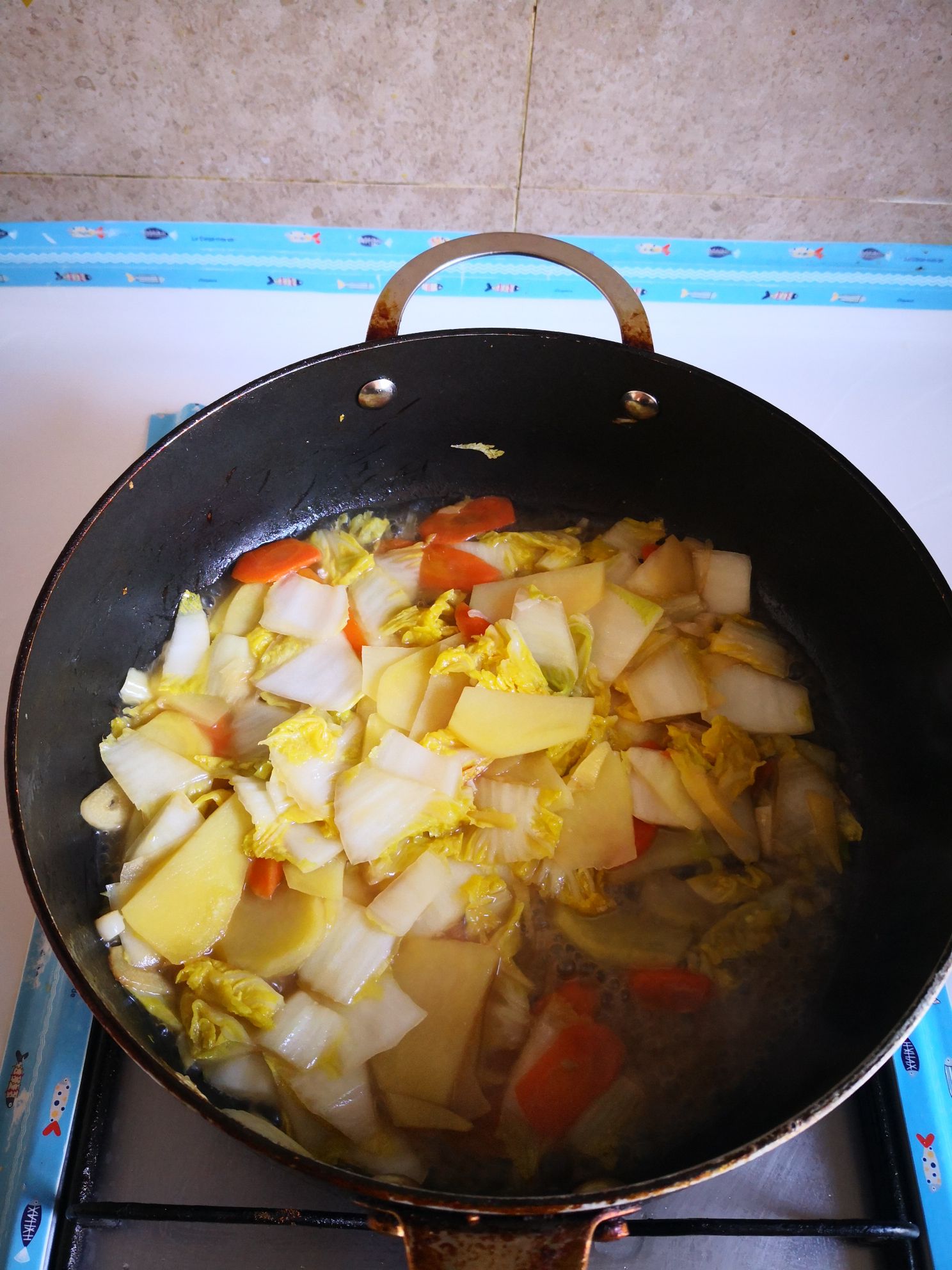 娃娃菜炒土豆片的做法-家常味炒菜譜