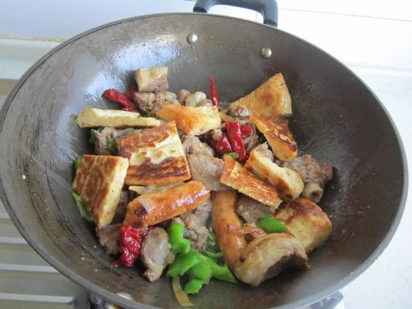 馕燜肉的做法-家常味燜菜譜
