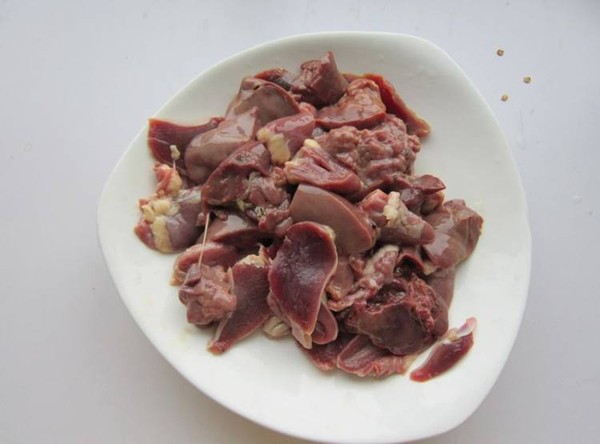 大盤雞雜的做法-香辣味炒菜譜-易網(wǎng)健康養(yǎng)生網(wǎng) 大盤雞雜的做法-香辣味炒菜譜