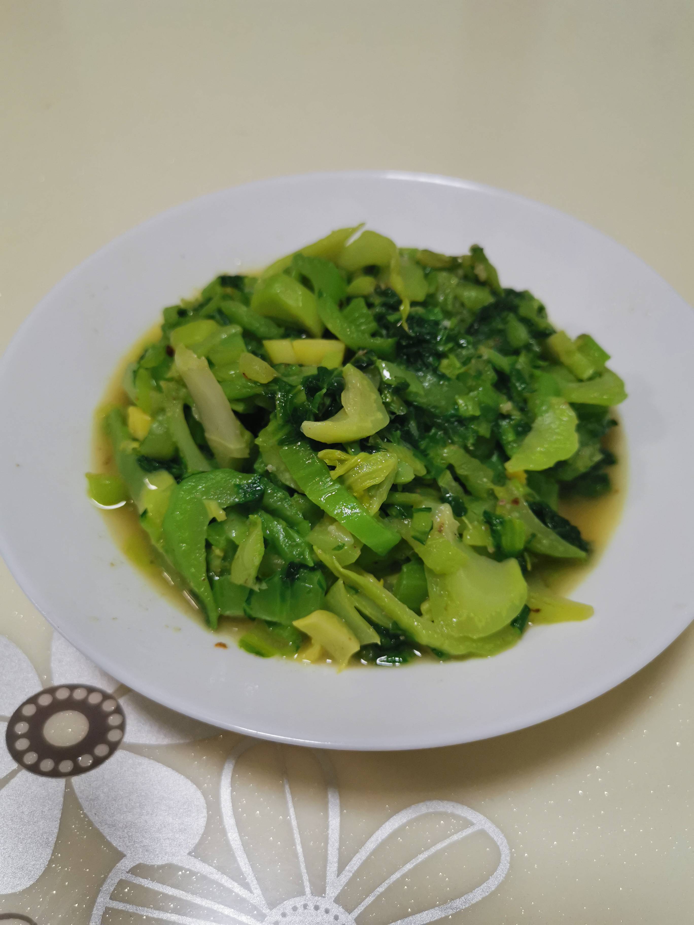炒芥菜的做法-家常味炒菜譜-易網(wǎng)健康養(yǎng)生網(wǎng) 炒芥菜的做法-家常味炒菜譜