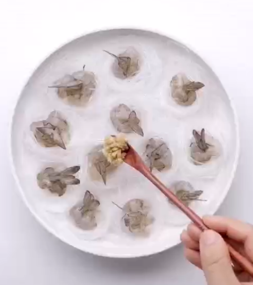 鴻運(yùn)沖天蝦的做法-蒜香味蒸菜譜