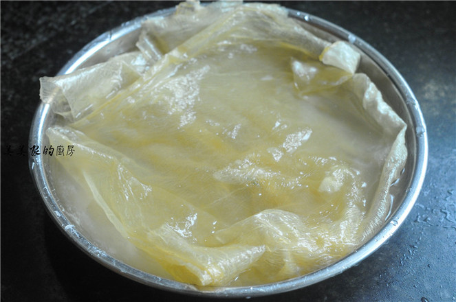 豆皮素燒的做法-家常味燒菜譜-易網<a href=http://m.aoa7937.com/ target=_blank class=infotextkey>健康養生</a>網 豆皮素燒的做法-家常味燒菜譜