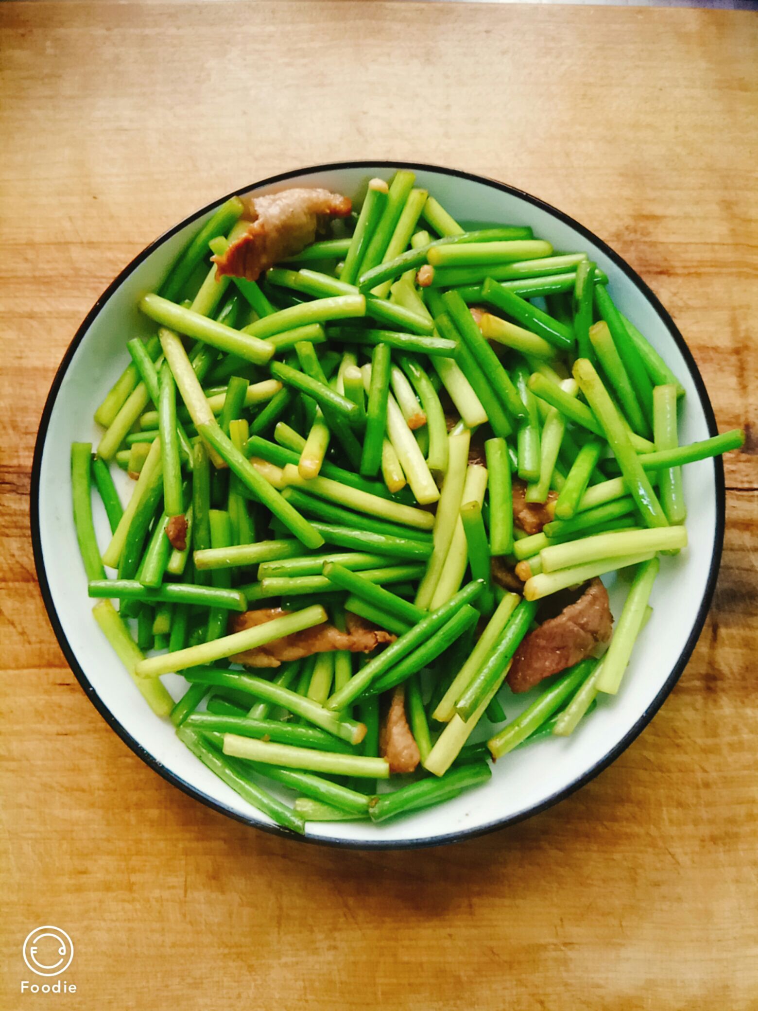 炒蒜薹的做法-家常味炒菜譜-易網健康養生網 炒蒜薹的做法-家常味炒菜譜