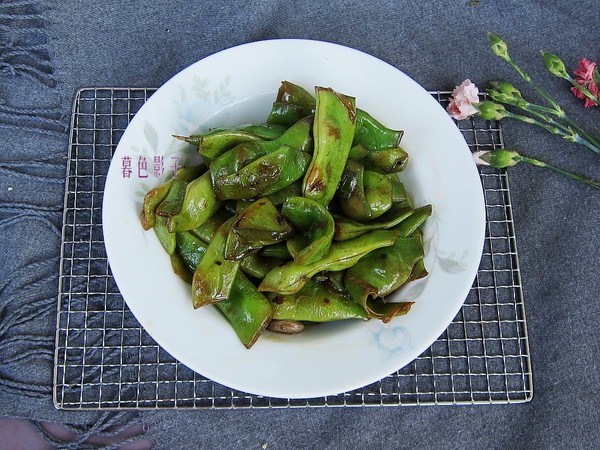燜燉油豆角的做法-家常味燉菜譜-易網健康養(yǎng)生網 燜燉油豆角的做法-家常味燉菜譜