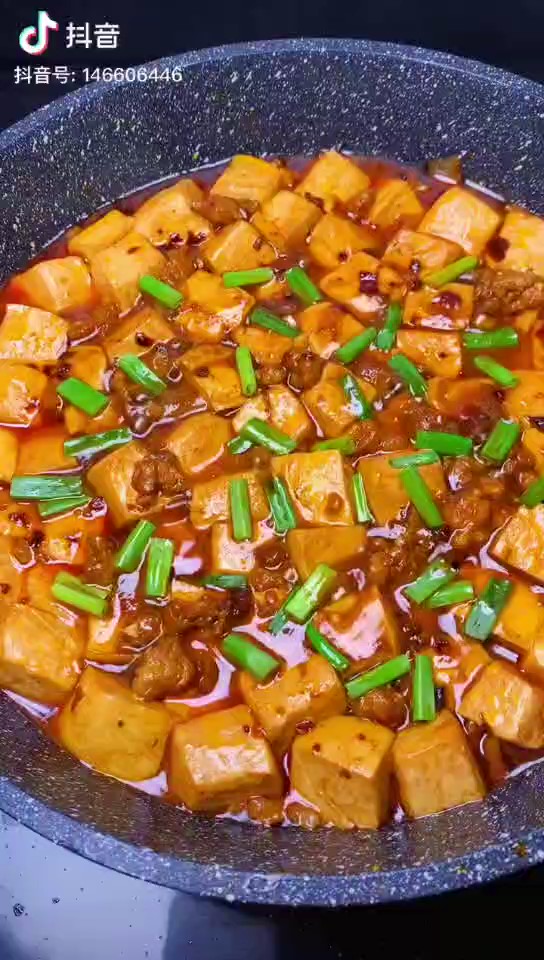 肉末燉豆腐的做法-家常味燉菜譜-易網(wǎng)健康養(yǎng)生網(wǎng) 肉末燉豆腐的做法-家常味燉菜譜