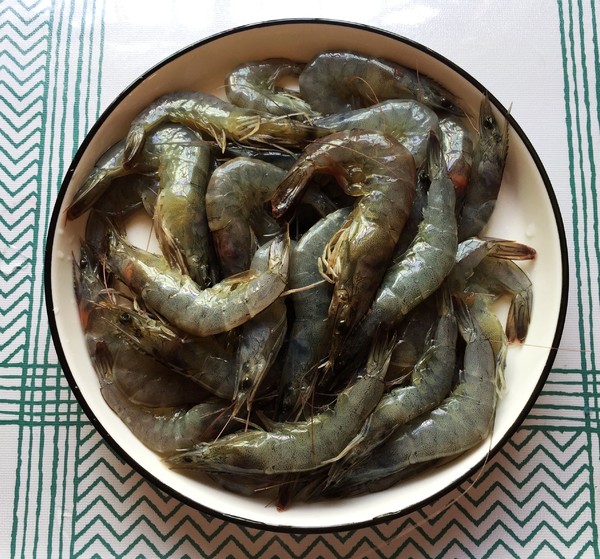 干鍋土豆蝦的做法-香辣味炒菜譜-易網<a href=http://m.aoa7937.com/ target=_blank class=infotextkey>健康養生</a>網 干鍋土豆蝦的做法-香辣味炒菜譜