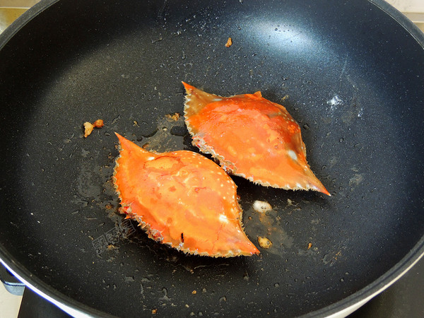 梭子蟹炒年糕的做法-家常味炒菜譜
