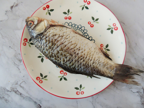 冬瓜鯽魚湯的做法-家常味煮菜譜-易網健康養生網 冬瓜鯽魚湯的做法-家常味煮菜譜