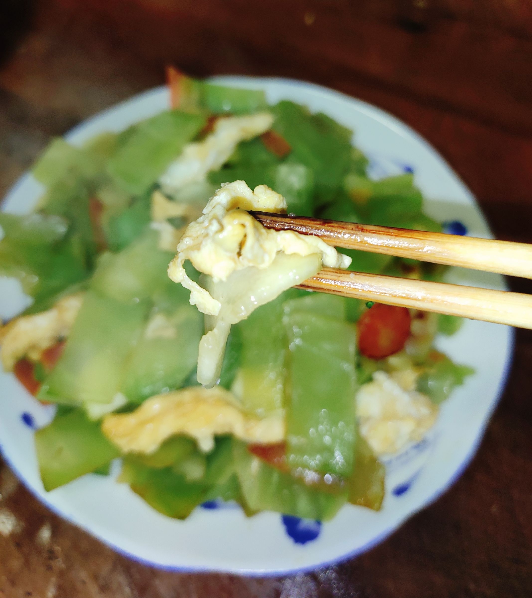 雞蛋萵筍的做法-咸鮮味炒菜譜-易網健康養(yǎng)生網 雞蛋萵筍的做法-咸鮮味炒菜譜