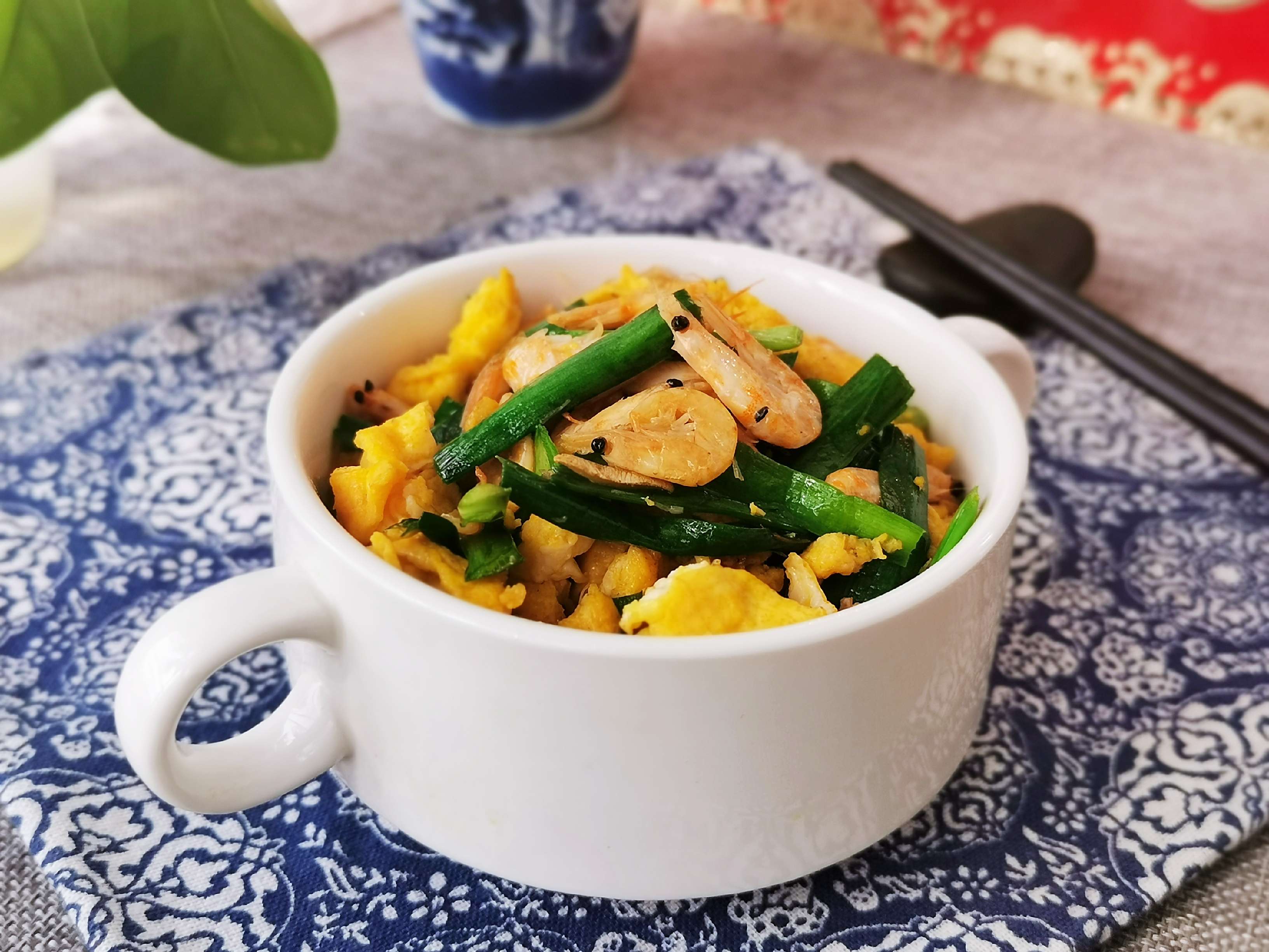 韭菜炒磷蝦的做法-咸鮮味炒菜譜-易網健康養生網 韭菜炒磷蝦的做法-咸鮮味炒菜譜