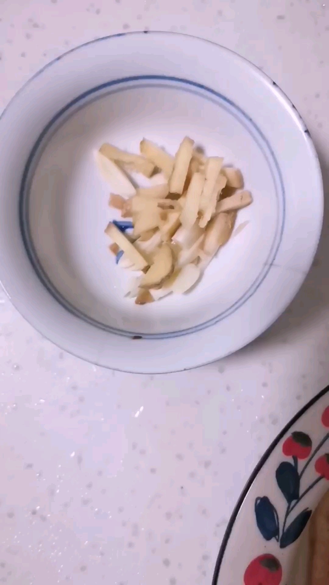 雪菜燉黃魚的做法-家常味煮菜譜