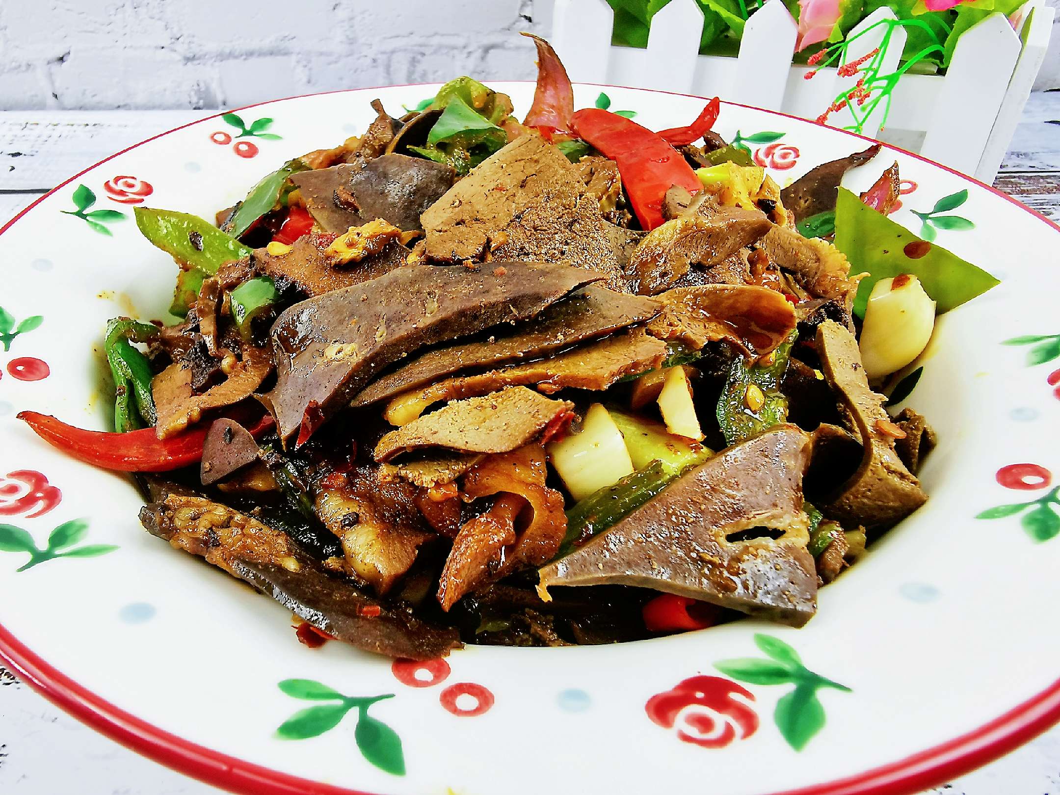 辣炒羊雜的做法-香辣味炒菜譜-易網健康養生網 辣炒羊雜的做法-香辣味炒菜譜