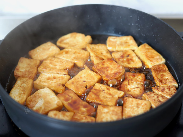 照燒豆腐的做法-家常味燒菜譜-易網(wǎng)健康養(yǎng)生網(wǎng) 照燒豆腐的做法-家常味燒菜譜