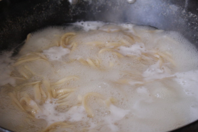茄子丁肉丁打鹵面的做法-家常味炒菜譜-易網(wǎng)健康養(yǎng)生網(wǎng) 茄子丁肉丁打鹵面的做法-家常味炒菜譜