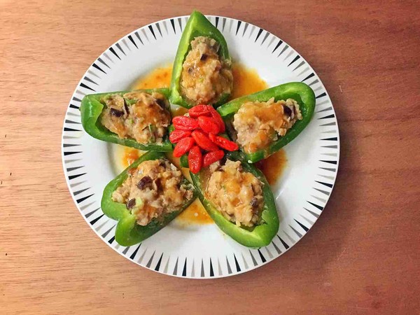 青椒釀肉的做法-咸鮮味煎菜譜-易網健康養生網 青椒釀肉的做法-咸鮮味煎菜譜