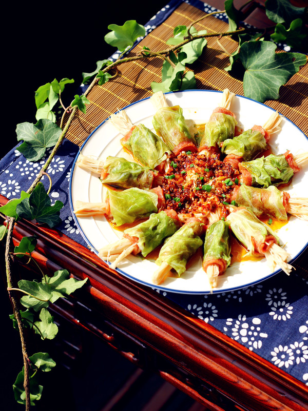 培根包菜卷的做法-咸鮮味蒸菜譜-易網健康養生網 培根包菜卷的做法-咸鮮味蒸菜譜