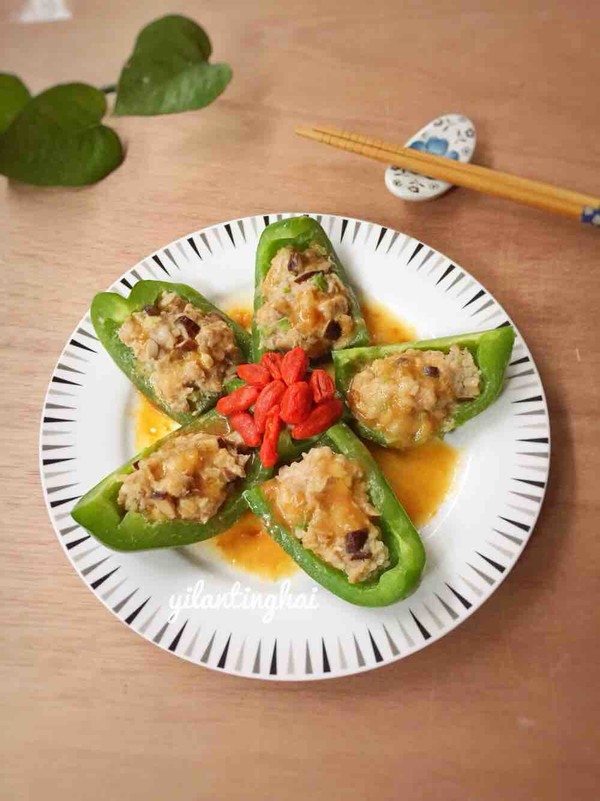 青椒釀肉的做法-咸鮮味煎菜譜-易網健康養生網 青椒釀肉的做法-咸鮮味煎菜譜