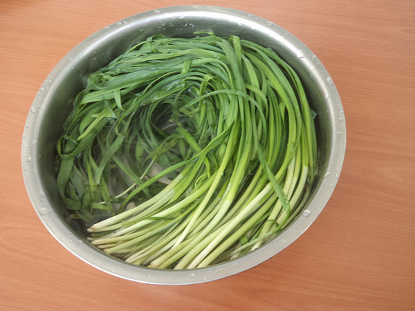 韭菜雞蛋餡混合面蒸餃的做法-咸鮮味蒸菜譜-易網(wǎng)健康養(yǎng)生網(wǎng) 韭菜雞蛋餡混合面蒸餃的做法-咸鮮味蒸菜譜