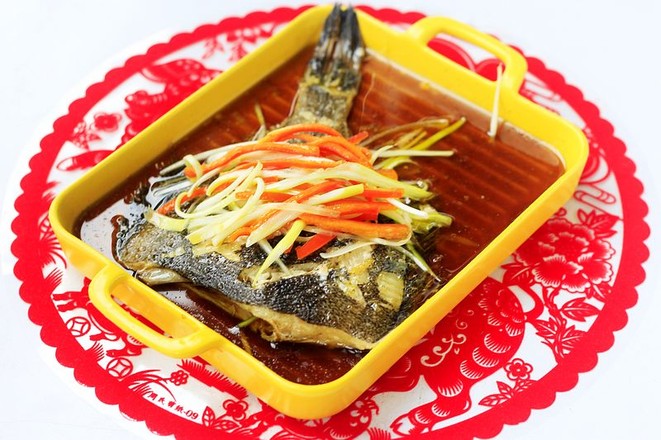 清蒸黃金鰈魚的做法-家常味蒸菜譜-易網健康養生網 清蒸黃金鰈魚的做法-家常味蒸菜譜
