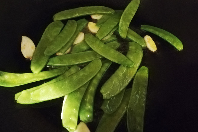 荷塘小炒的做法-咸鮮味炒菜譜-易網健康養生網 荷塘小炒的做法-咸鮮味炒菜譜