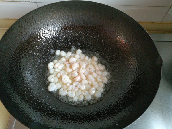 龍井蝦仁的做法-家常味炒菜譜-易網健康養生網 龍井蝦仁的做法-家常味炒菜譜