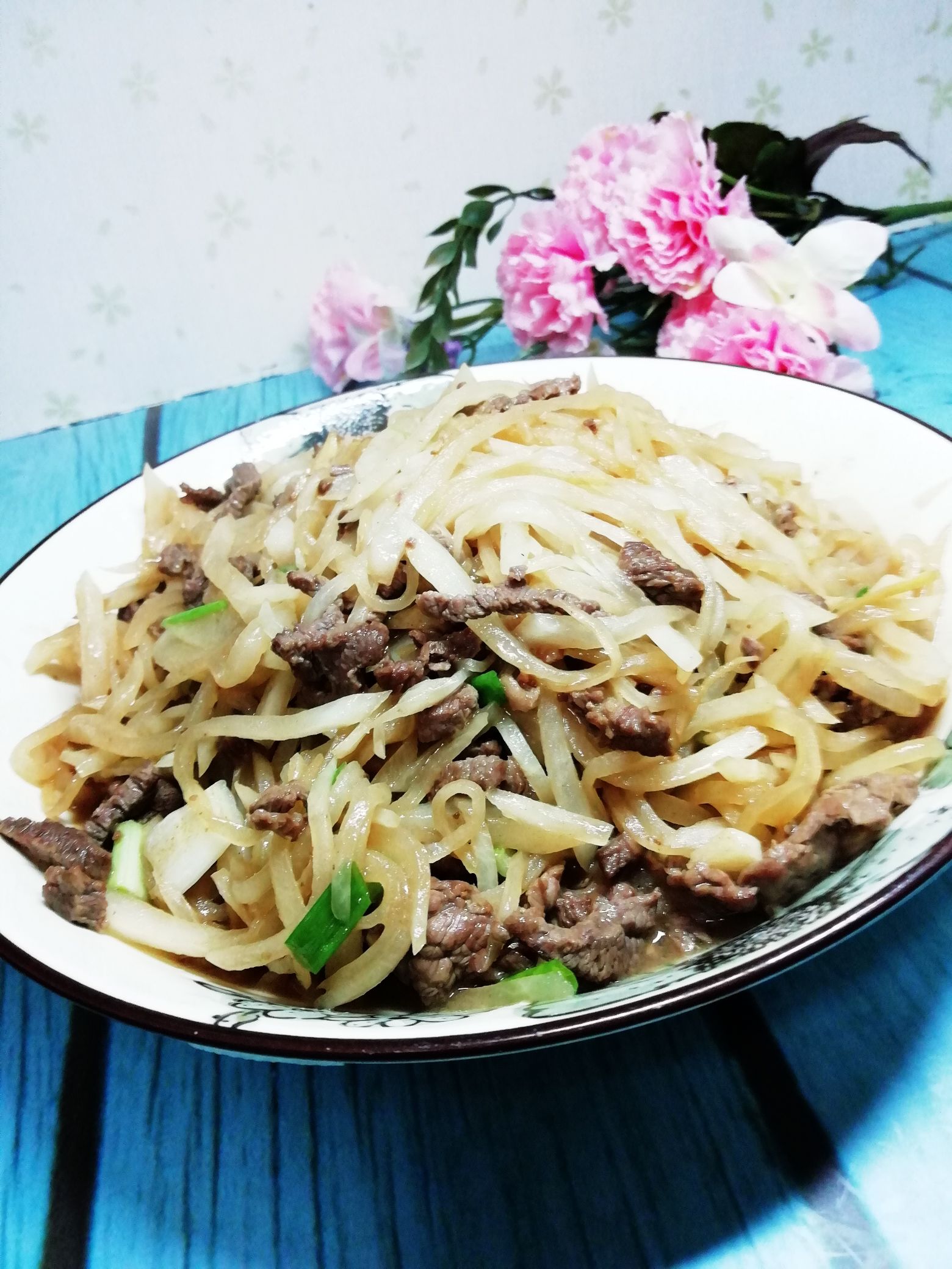 白蘿卜小炒牛肉的做法-家常味炒菜譜