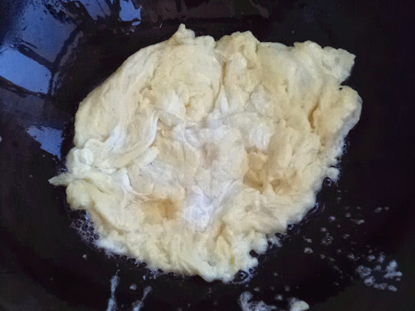 黃瓜洋蔥炒雞蛋的做法-咸鮮味炒菜譜