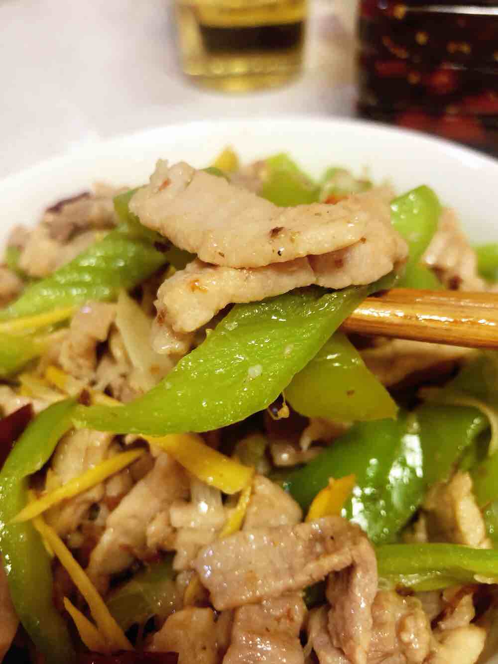 青椒小炒肉的做法-家常味炒菜譜