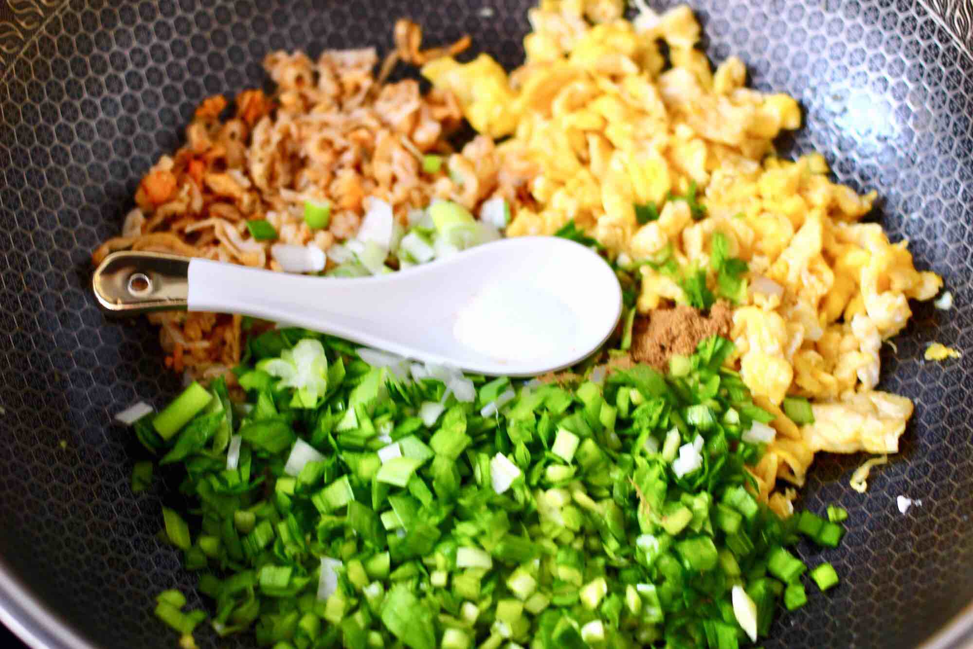 韭菜扇貝餡餅的做法-咸鮮味煎菜譜-易網健康養生網 韭菜扇貝餡餅的做法-咸鮮味煎菜譜