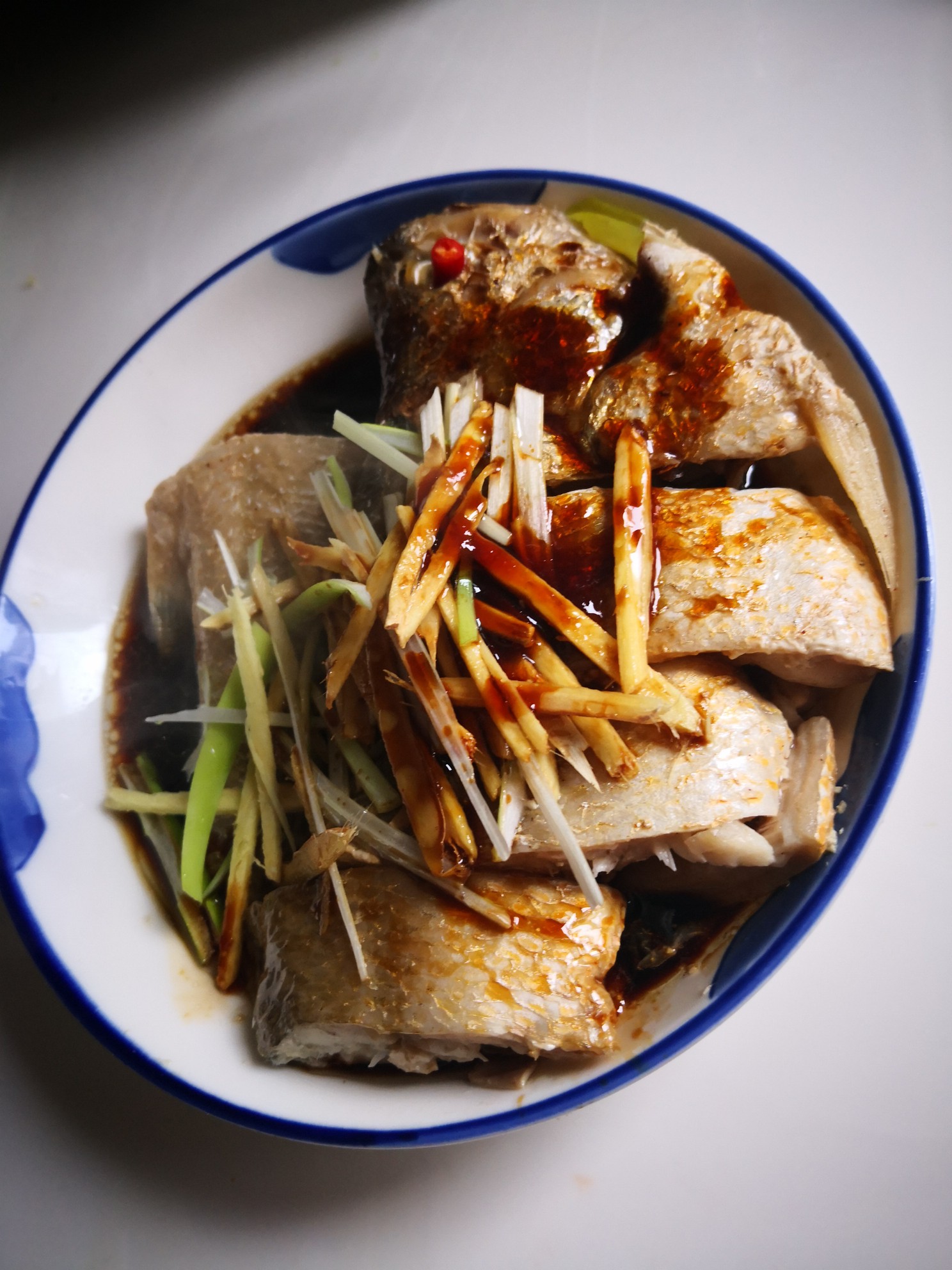 澆汁黃花魚的做法-家常味蒸菜譜-易網(wǎng)健康養(yǎng)生網(wǎng) 澆汁黃花魚的做法-家常味蒸菜譜
