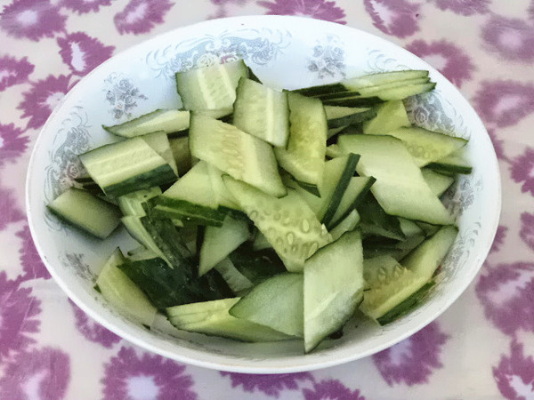 黃瓜洋蔥炒雞蛋的做法-咸鮮味炒菜譜