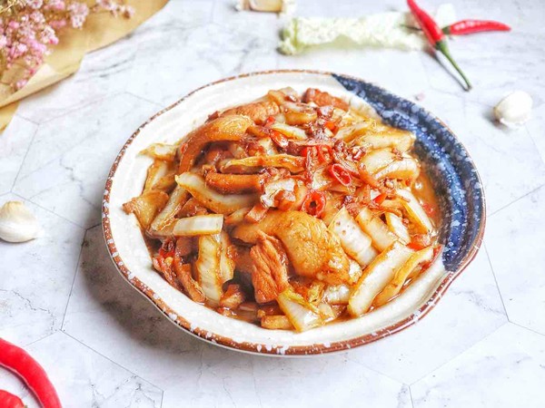 白菜幫炒肉的做法-香辣味炒菜譜-易網(wǎng)健康養(yǎng)生網(wǎng) 白菜幫炒肉的做法-香辣味炒菜譜