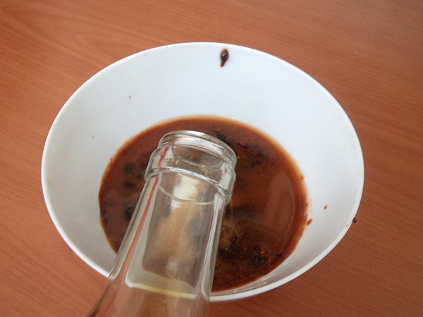 醬牛肉的做法-咸鮮味醬菜譜-易網健康養生網 醬牛肉的做法-咸鮮味醬菜譜