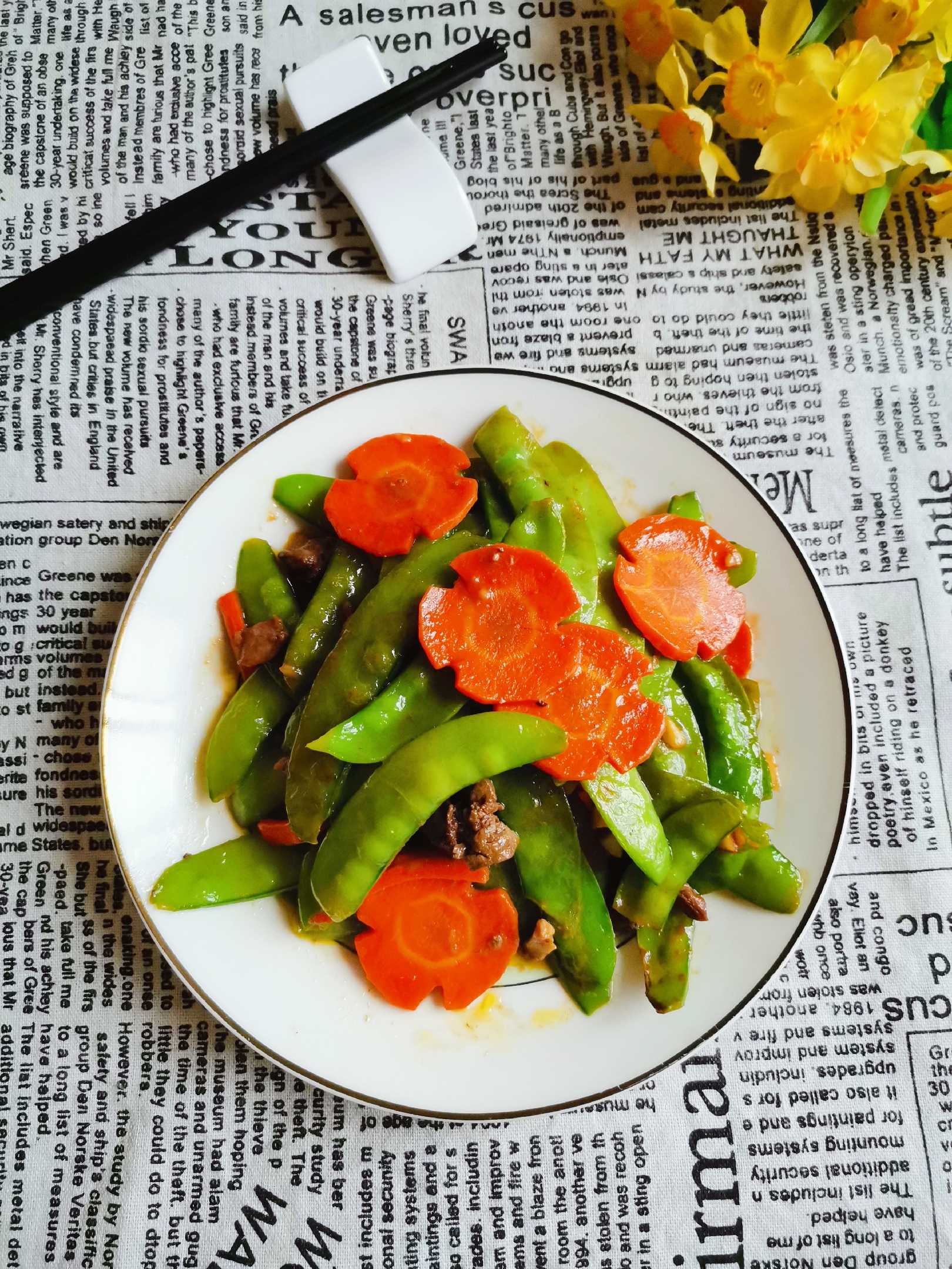 荷蘭豆炒雞雜的做法-咸鮮味炒菜譜-易網健康養生網 荷蘭豆炒雞雜的做法-咸鮮味炒菜譜