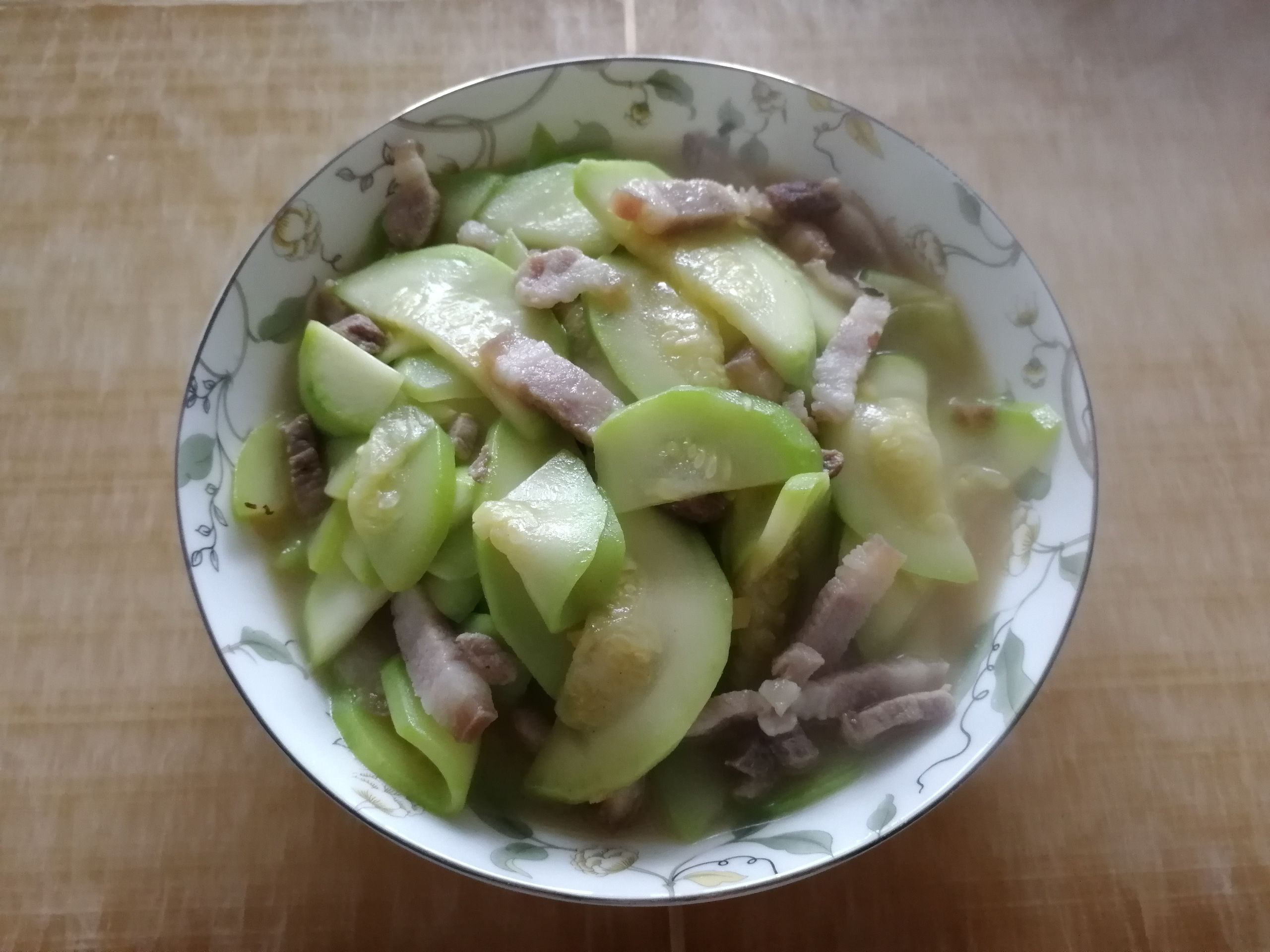 西葫蘆清炒肉絲的做法-咸鮮味炒菜譜